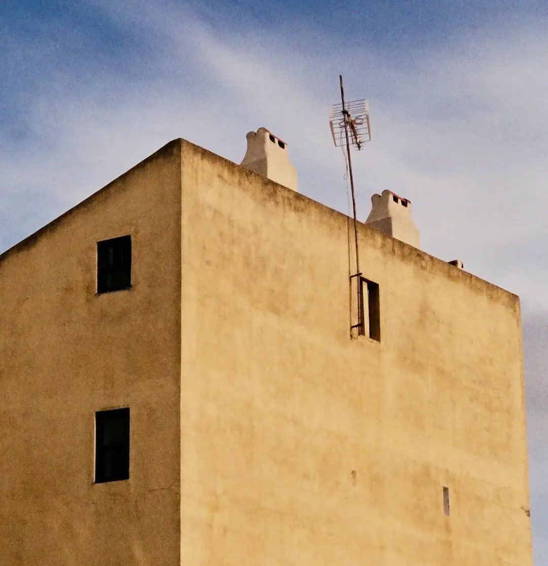 A yellow house in Lisbon